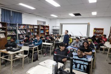 La UPCC ofrece su curso de impresión 3D a jóvenes que asisten al PIT