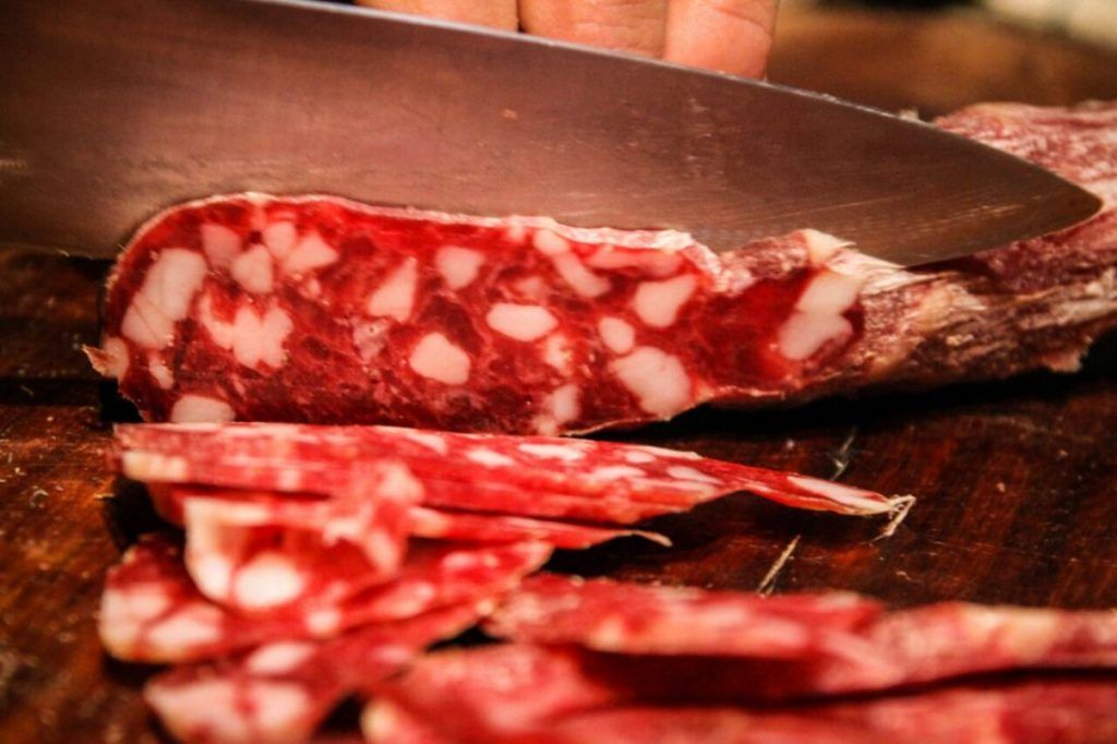 Video: El proceso de elaboración del Salame Caroyense